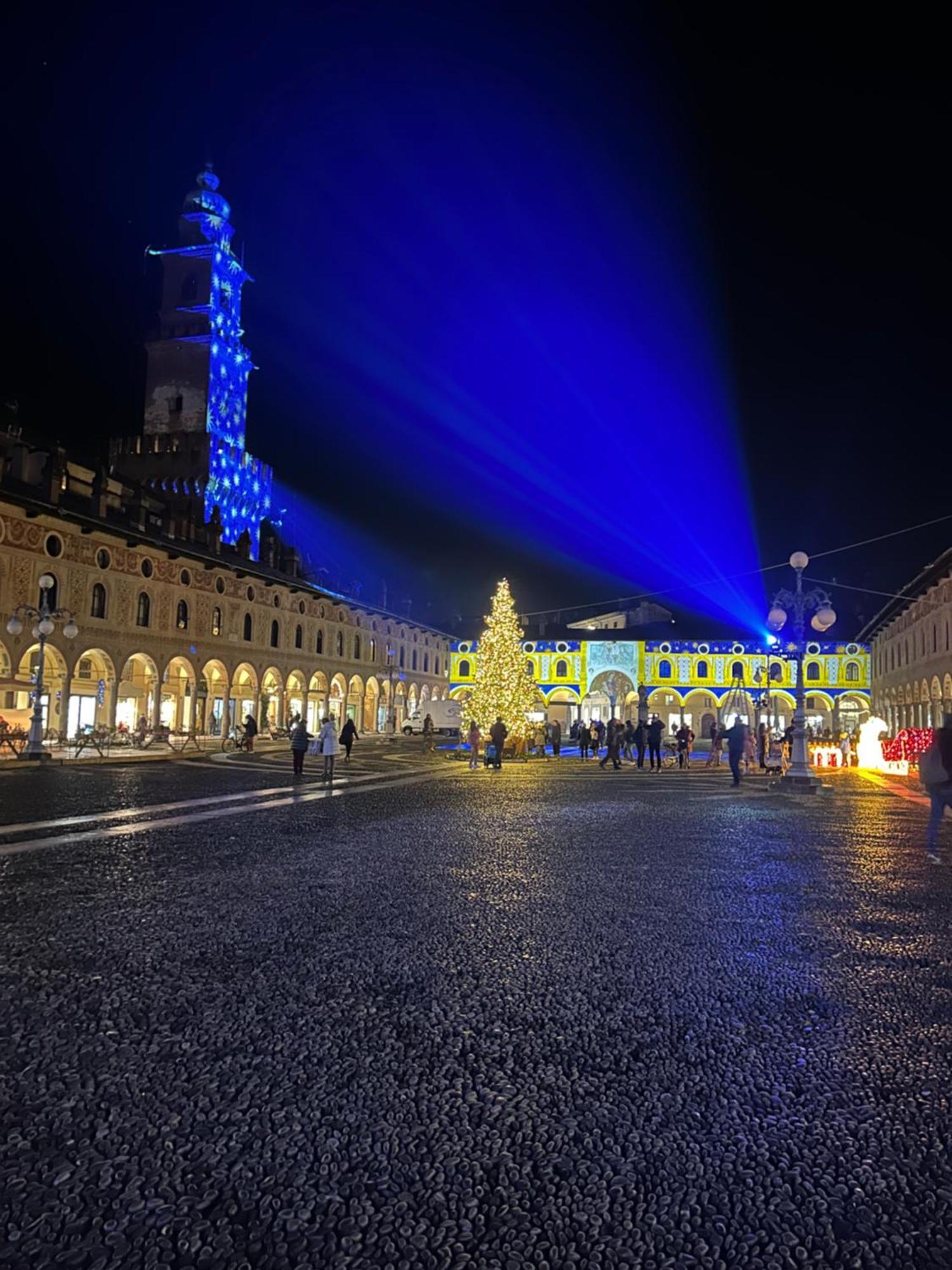 Emma Home Adiacente Alla Piazza Ducale Vigevano Exteriör bild
